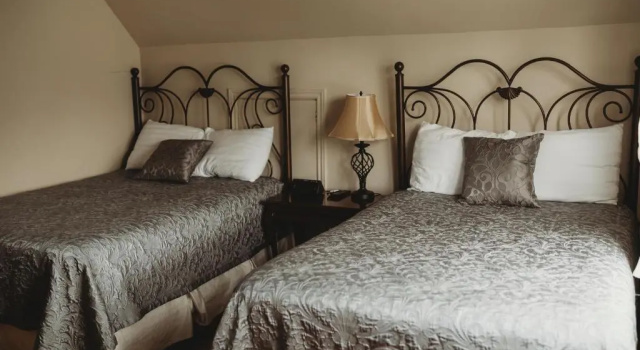 Двухместный номер Deluxe The Carriage House Inn