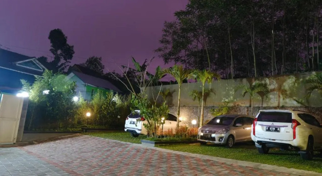 Wisma Lovebird