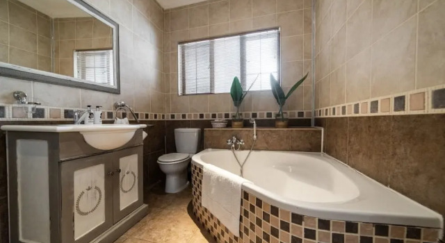 Двухместный номер Standard Solo Gracia Guesthouse