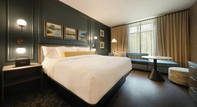Двухместный номер Standard с видом на город OS Hotel