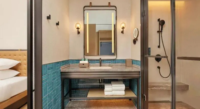 Люкс Deluxe с видом на город Four Points By Sheraton Linhai
