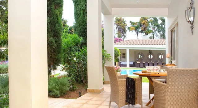 Вилла c 1 комнатой с видом на бассейн The Marble Resort