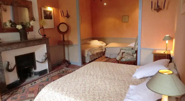 Chateau de Fontblachère, Prenota Hotel Hotel a Alvernia con parcheggio, Parcheggio