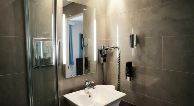 Апартаменты Koblenz Valley Hotel Double Room Extra Bed