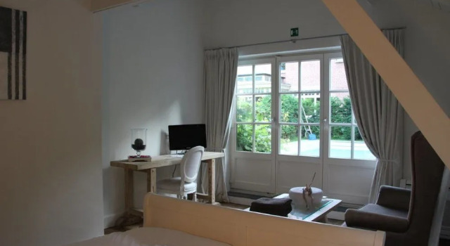 Bed & Breakfast - Belair, Book Hotel Hotels in Antwerp with a Pool, Swimming Pool