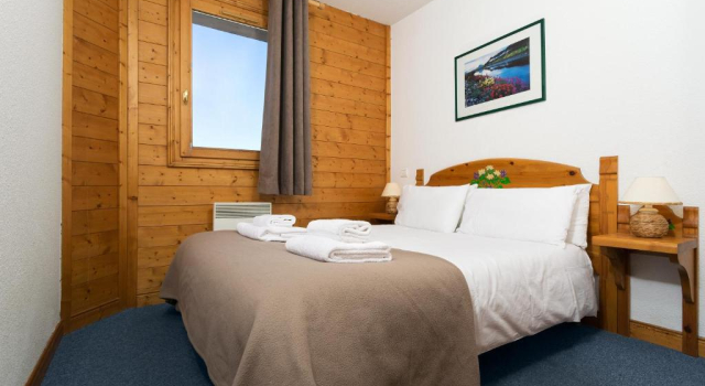 Madame Vacances Les Chalets du Praz, Забронировать Шале Коттеджи Ла-Плань-Тарантез, рядом с Горнолыжный подъемник Фуниплань Гранд Рошет, Коттедж