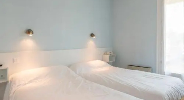 Hôtel Platanes, Rezerwuj Hotel Étauliers Gironde