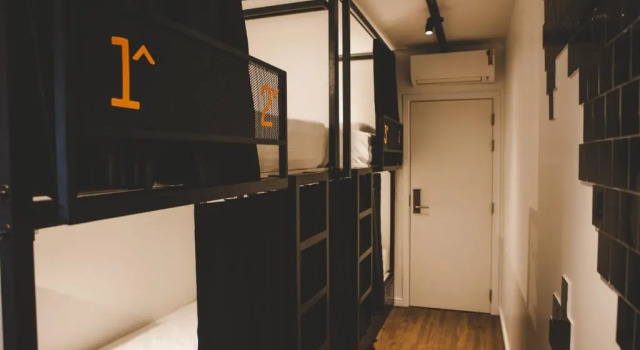Кровать в общем номере (женский номер) Wanderlust Hostel