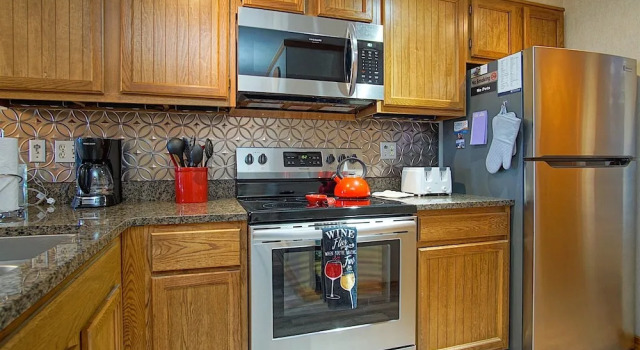 Powderidge 73 Cozy 2 Br Condo Slope Side, Забронировать Апартаменты/квартира Отели Сноушу с парковкой, рядом с Лыжный подъемник Soaring Eagle Express, Парковка