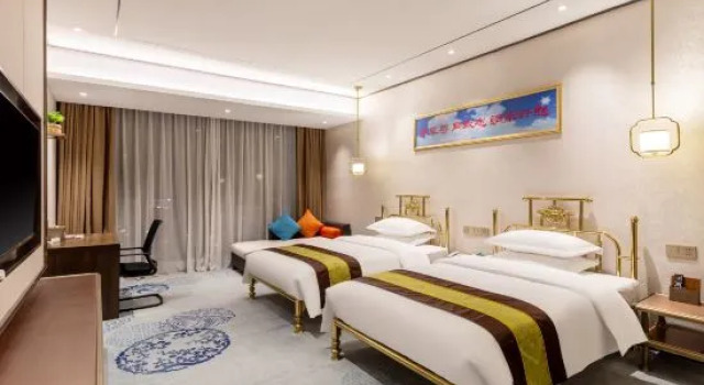 Номер Standard с видом на озеро KAMENOI HOTEL Awajishima