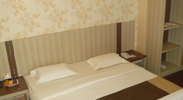 Deluxe Zimmer Hotel Oval
