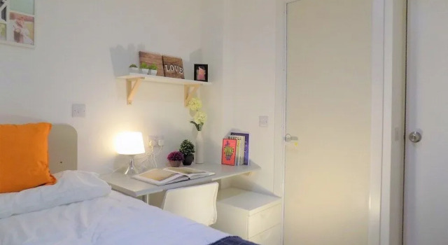 Muse Homestay, Varaa Matkakoti Coventry West Midlands