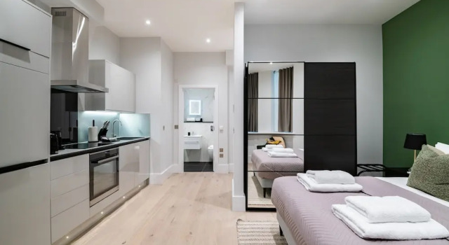 Студия Deluxe с видом на город South Kensington Studios