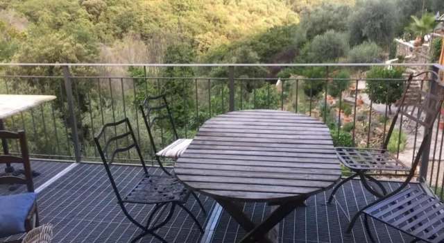 Коттедж Ruhig gelegenes Häuschen im ligurischen Bergdorf