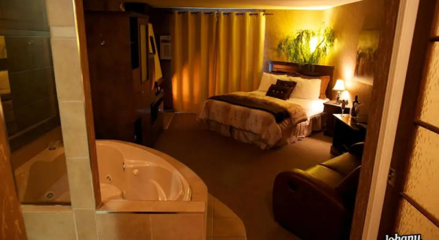 Люкс с балконом Hotel-Motel Drummond