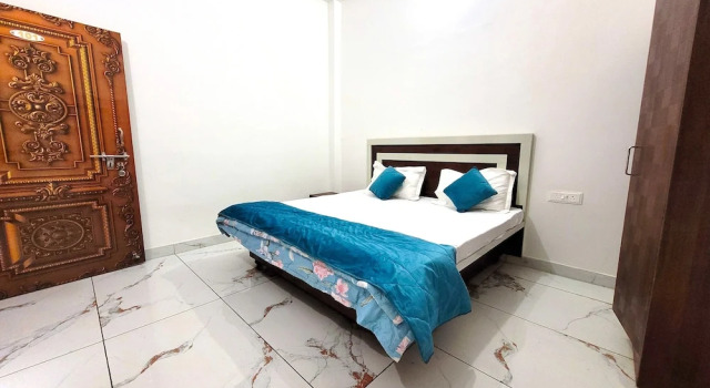 Hotel Ram Ghat Inn, Забронировать Отель Отели штата Мадхья-Прадеш с парковкой, Парковка