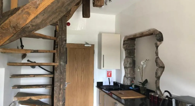 Апартаменты Romneys Apartments & Suites