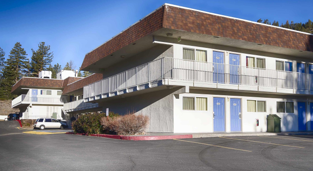 Motel 6 Mammoth Lakes, CA