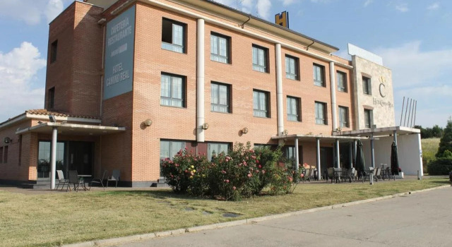 Hotel Camino Real, Забронировать Отель Дуэньяс Паленсия