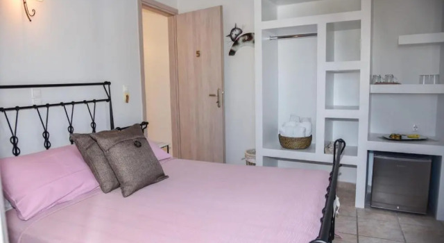 Номер Deluxe Porto Manolis