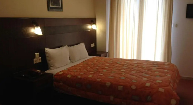 Двухместный номер Standard с видом на бассейн Hotel Orfeas