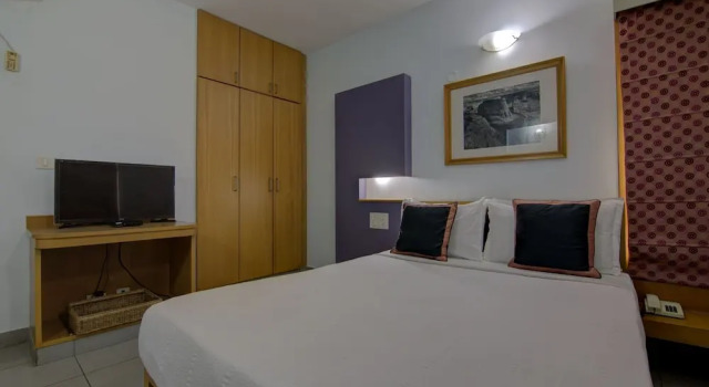 Семейные апартаменты с 2 комнатами с балконом Tristar Serviced Apartments