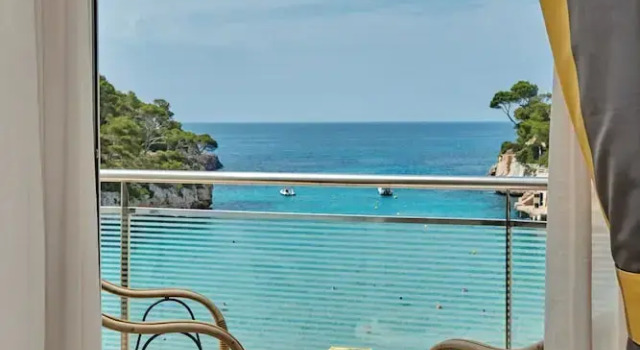 Люкс Comfort Hotel Apartamentos Cala Santanyi