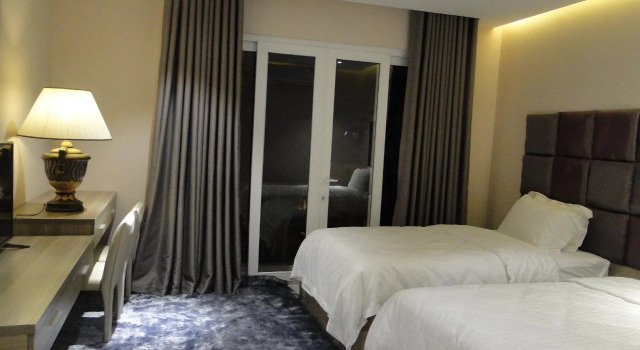 Paiza Residences & Hotel, Забронировать Отель Отели Района 7 с завтраком, Завтраки