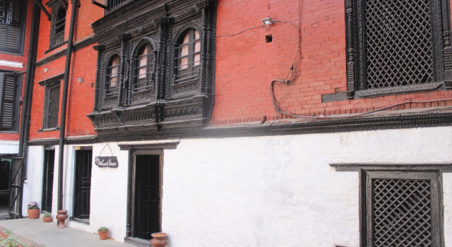 Hira Guest House