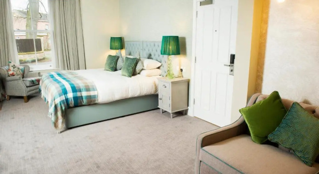 Полулюкс Crown Hotel Wetheral