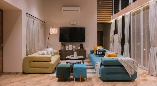 Вилла Bel Air Mansion by StayVista - A tranquil oasis with a spacious deck, Gazebo & A mini-amphitheatre