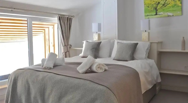 Hazelnut Barn, Bourton On The Water, Забронировать Отель Отели Англии 3 звезды, 3*