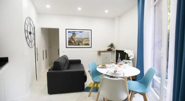 Апартаменты GuestReady - Bright and Spacious Apartment near Eiffel Tower