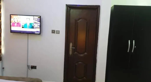 Well furnished and spacious 2 bedroom apartment, Prenota Appartamento Abuja Bwari