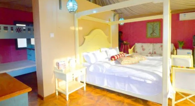 Семейный тент Purpureus Hot Spring Villa