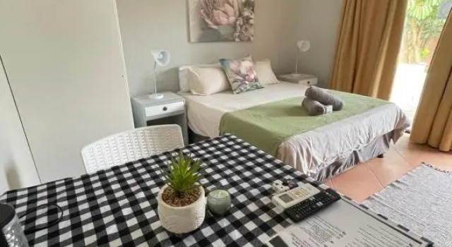 Guest house on Gillian Unit 3, Забронировать Гостевой дом Гостевые дома Баллито, Гостевой дом