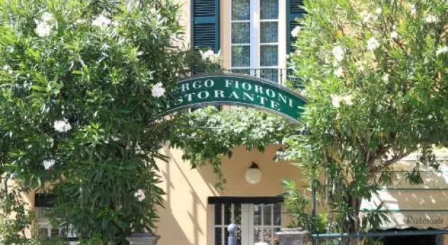 Hotel Fioroni, Buchen Sie Hotel Carate Urio Comer See