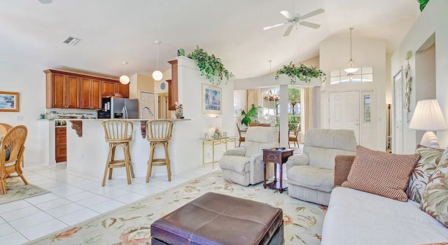 Athens Family Friendly Pool Home 1506, Забронировать Дом для отпуска Виллы Кейп-Корал, Вилла