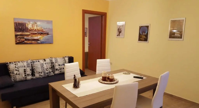Casa Trinacria, Book Apartment Hotels in Sicily with Parking, Parking