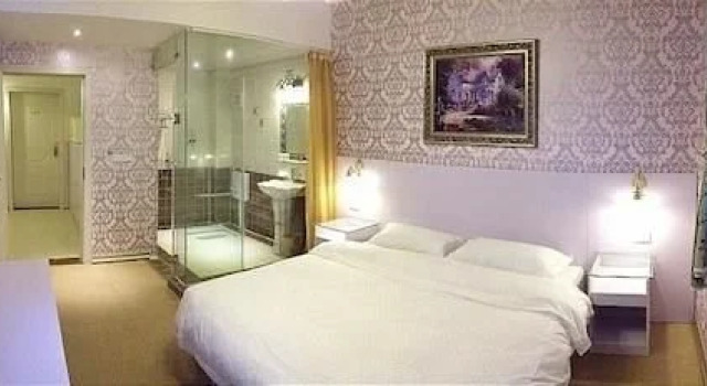 Guilin California Hotel