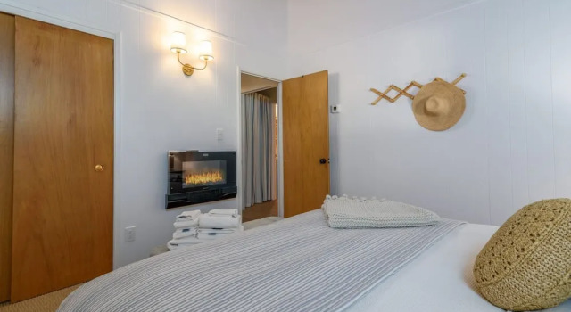 Marys Beach Bungalow, Забронировать Отель Гвалала Sonoma County, рядом с Пляж Кукс