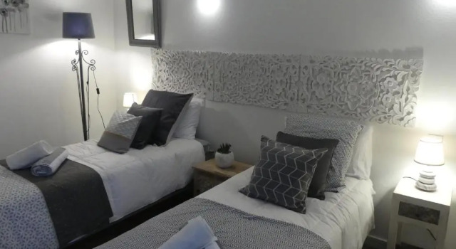 Коттедж Toki Eder chez Marisol, piscine chauffée, décoration soignée et océan à 15 minutes entre Bayonne et Hossegor