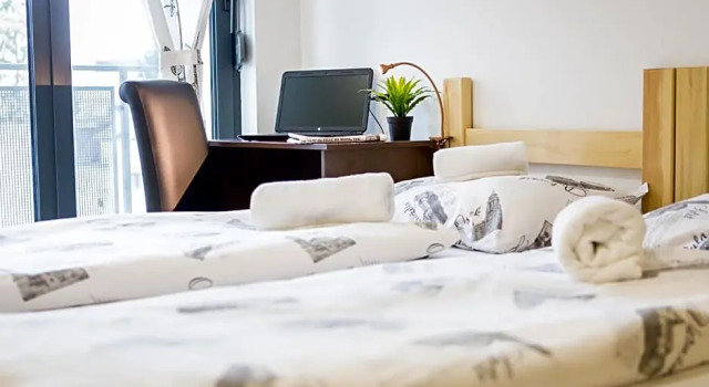 Standard Zimmer mit Balkon Hostel Moving