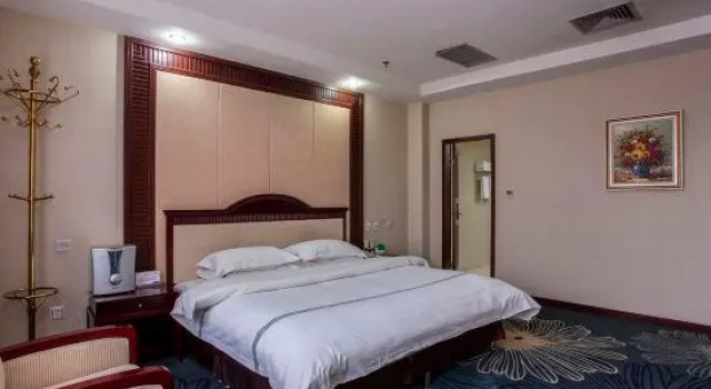 Aibi Lake Hotel, Book Hotel Bole Xinjiang