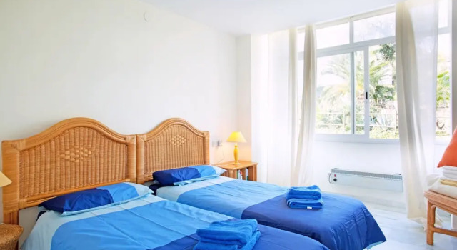 Apartment Jacarandas de Elviria, Varaa Huoneisto La Mairena Andalusia