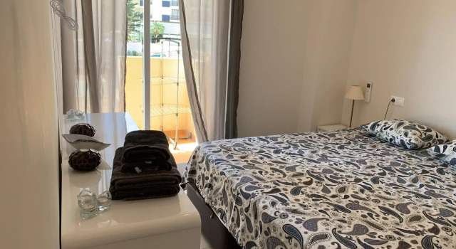 Apartment on the beach,fuengirola, Забронировать Апартаменты/квартира Отели Фуэнхирола с бассейном, рядом с Пристань Puerto Deportivo de Fuengirola, Бассейн