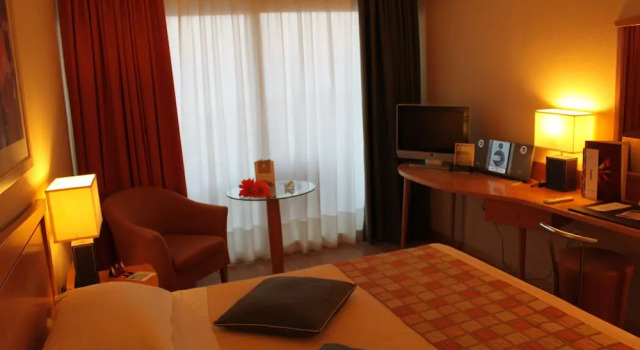 Двухместный номер Standard с балконом и с видом на горы Egnatia City Hotel & Spa