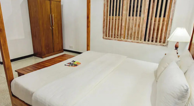 Номер Deluxe White on White