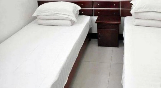 Jincheng Inn, Book Hotel Hoteller i Handan med parkering, Parkering