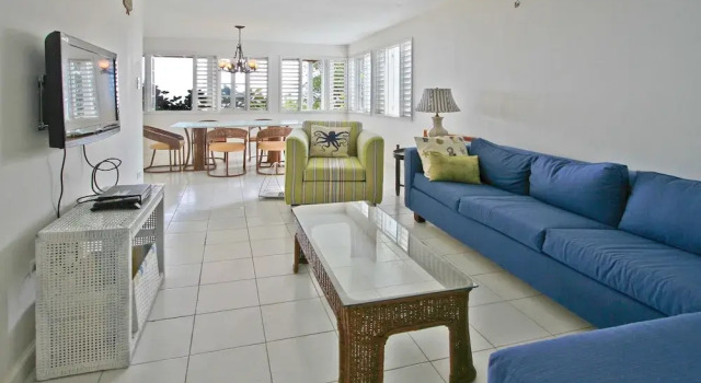 Serendipity, Montego Bay 5BR, Rezervovat Rekreační dům Hotely v Montego Bay Coast s parkováním, Parkování